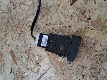 Mazda 3 BK (2003-2009) Vészvillogó Kapcsoló