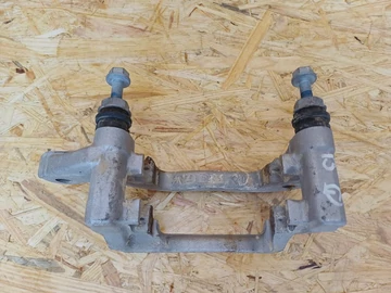 Nissan Qashqai J11 (2016-2020)  Bal Hátsó Féknyereg Tartó