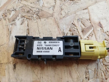 Nissan Primera P12 (2001-2007) Oldal Légzsák Elektronika 