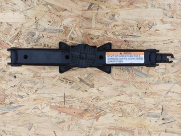 Ssangyong Kyron (2005-2014) Emelő 