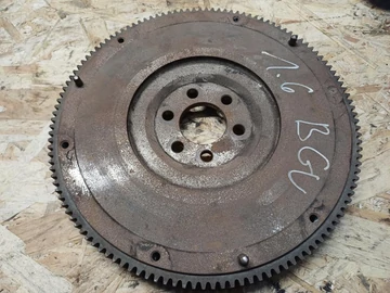 Vw Touran (2003-2010) 1.6 Benzines Lendkerék