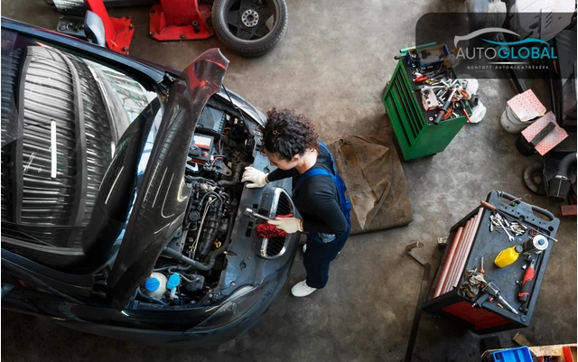 Egy autóbontó webáruház, ahol a minőség és szakértelem találkozik