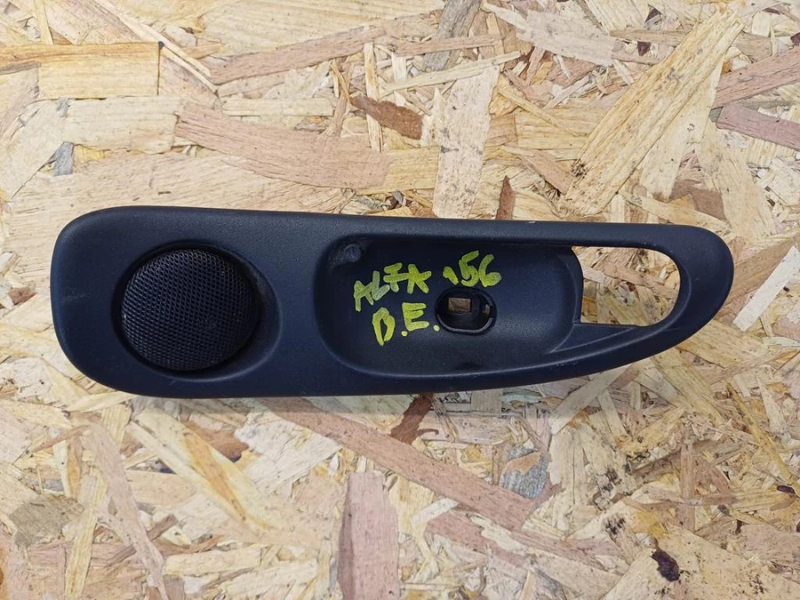 Alfa Romeo 156 (1997-2005) Bal Első Ajtó Belső Kilincs Burkolat 