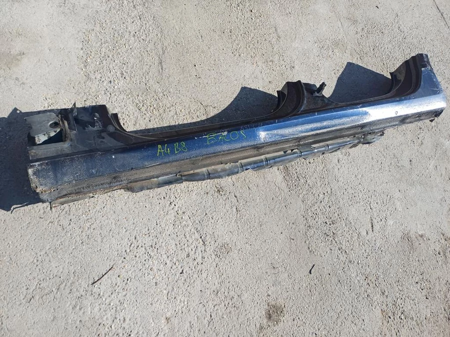 Audi A4 B8 (2008-2015) Bal Küszöb