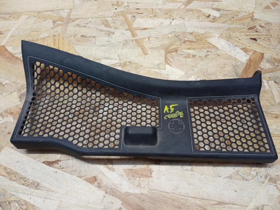 Audi A5 (2007-2017) Levélrács 