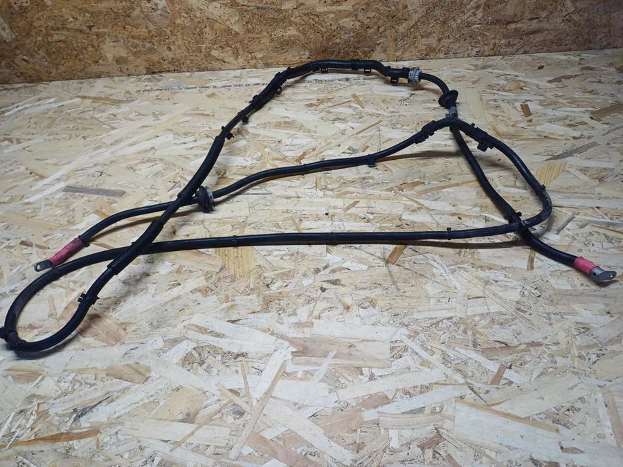 Audi A5 (2007-2017) Pozitív Kábel 