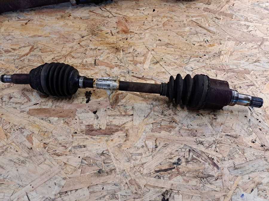 Ford Fiesta MK6 (2008-2017)  1.25 Benzines Bal Első  Féltengely