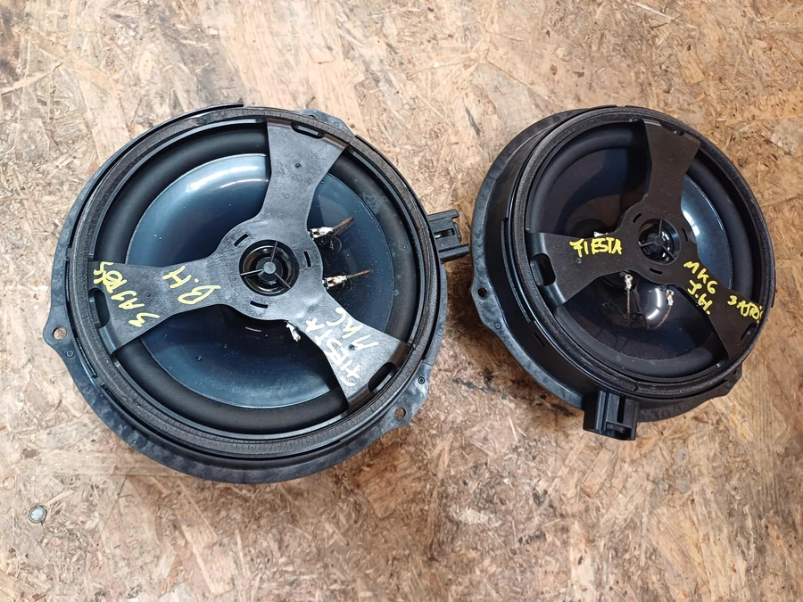 Ford Fiesta MK6 (2008-2017) Hátsó Hangszóró Pár 