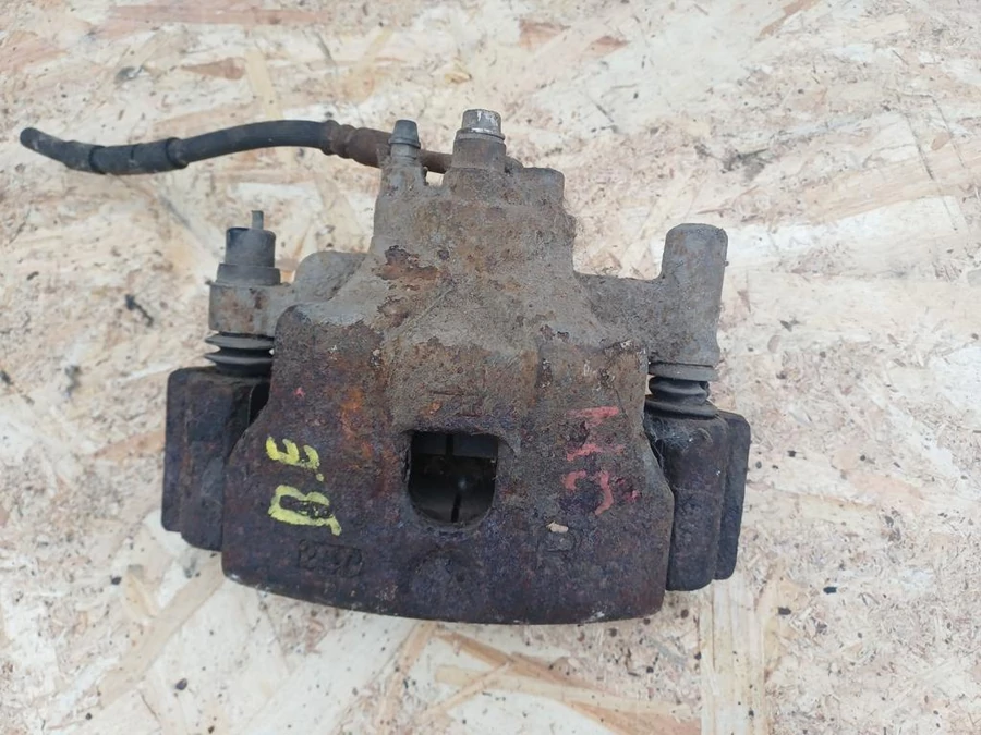 Mazda 6 GG (2002-2008) Bal Első Féknyereg 