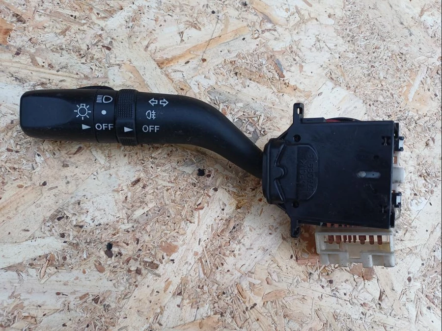 Mazda 6 GG (2002-2008) Világítás Kapcsoló 