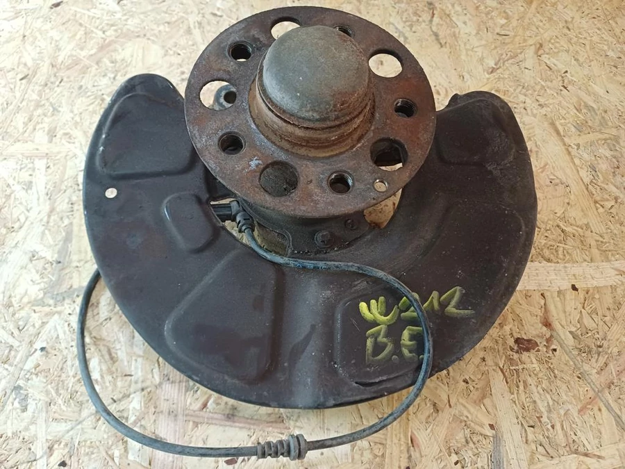 Mercedes E Class W212 (2009-2016) 2.2Cdi Diesel Bal Első Csonkállvány 