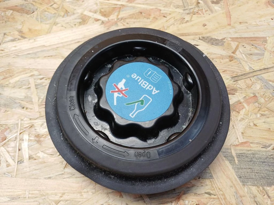 Mercedes E Class W212 (2009-2016) 2.2 Cdi Diesel AdBlue Tartály Kupak