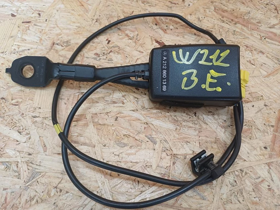 Mercedes E Class W212 (2009-2016) Bal Első Ülés Biztonsági Öv Csat 