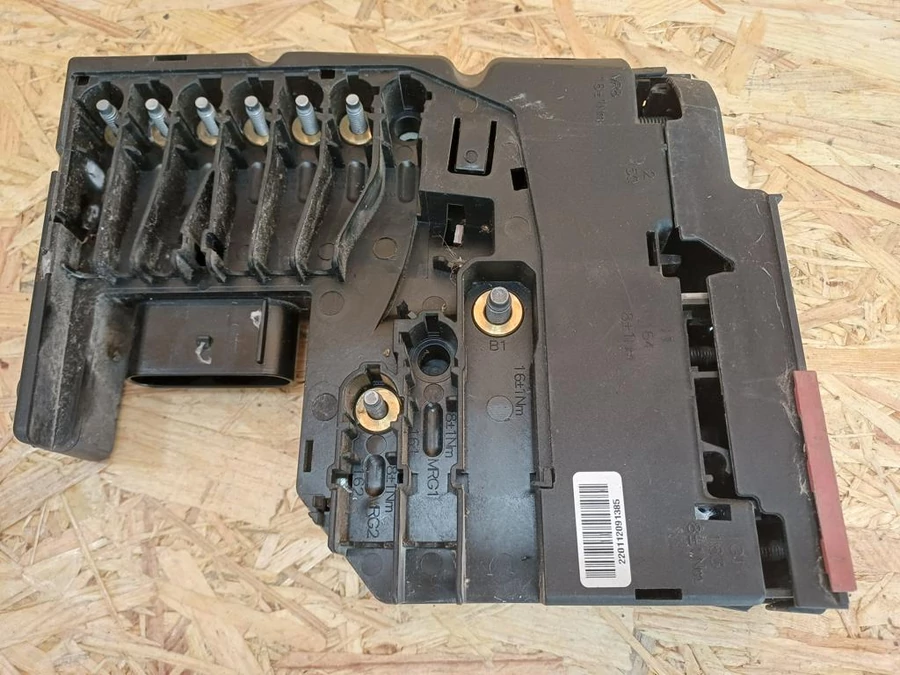 Mercedes E Class W212 (2009-2016) Biztosíték Doboz 