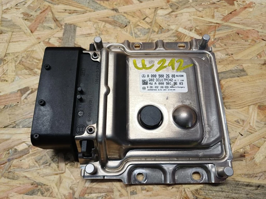 Mercedes E Class W212 (2009-2016) 2.2 Cdi Diesel AdBlue Vezérlő  Elektronika