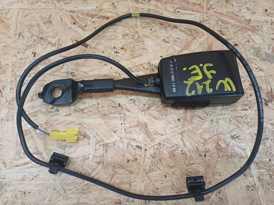 Mercedes E Class W212 (2009-2016) Jobb Első Ülés Biztonsági Öv Csat 