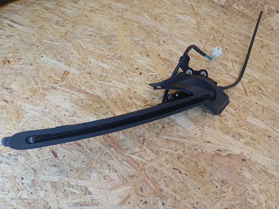 Mercedes E Class W212 Kombi  (2009-2016) Bal Hátsó Csomagtér Roló 