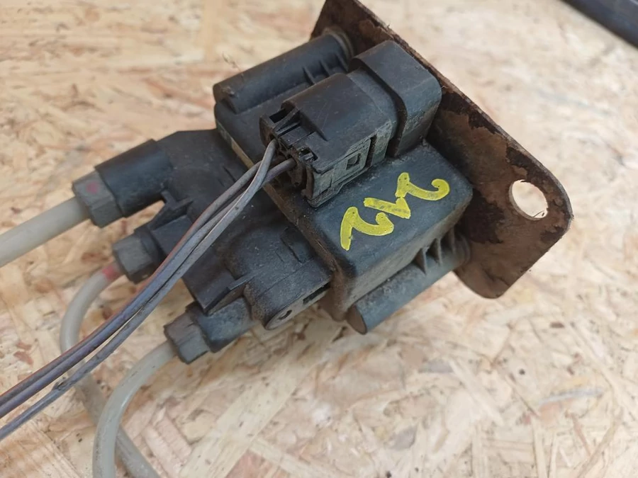 Mercedes E Class W212 (2009-2016) Légrugó Szeleptömb 