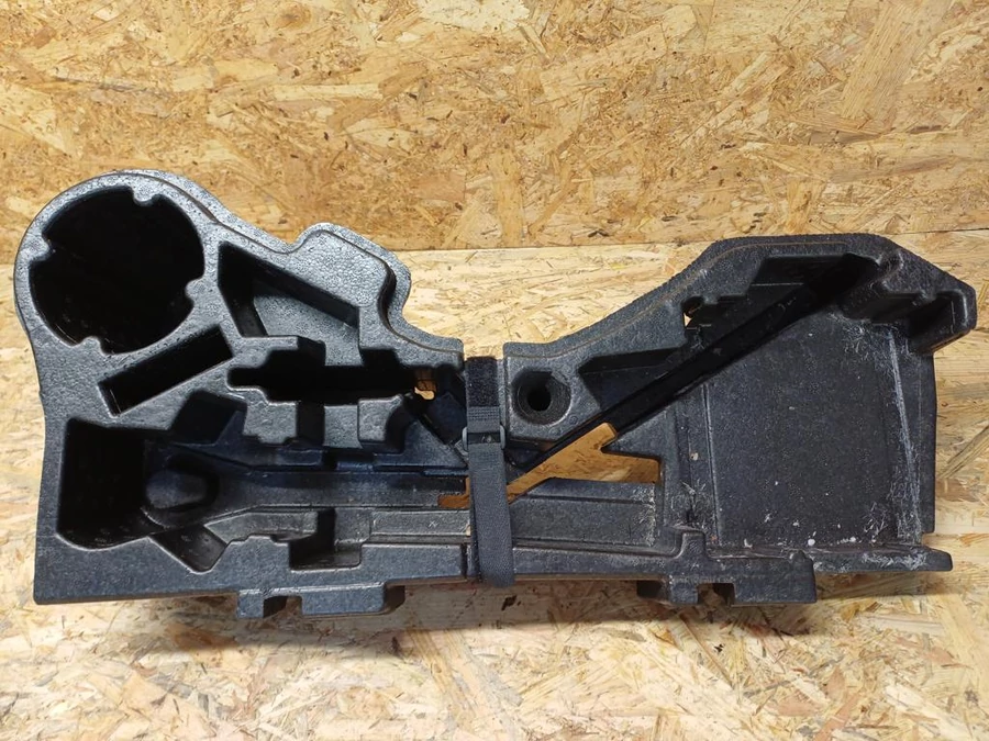 Mercedes E Class W212 (2009-2016) Szerszámtartó 