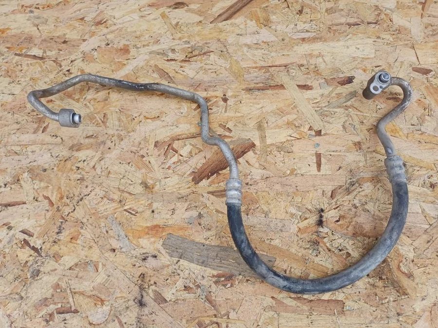 Mitsubishi Pajero (1996-2001) 3.0 V6 Benzines Klímacső