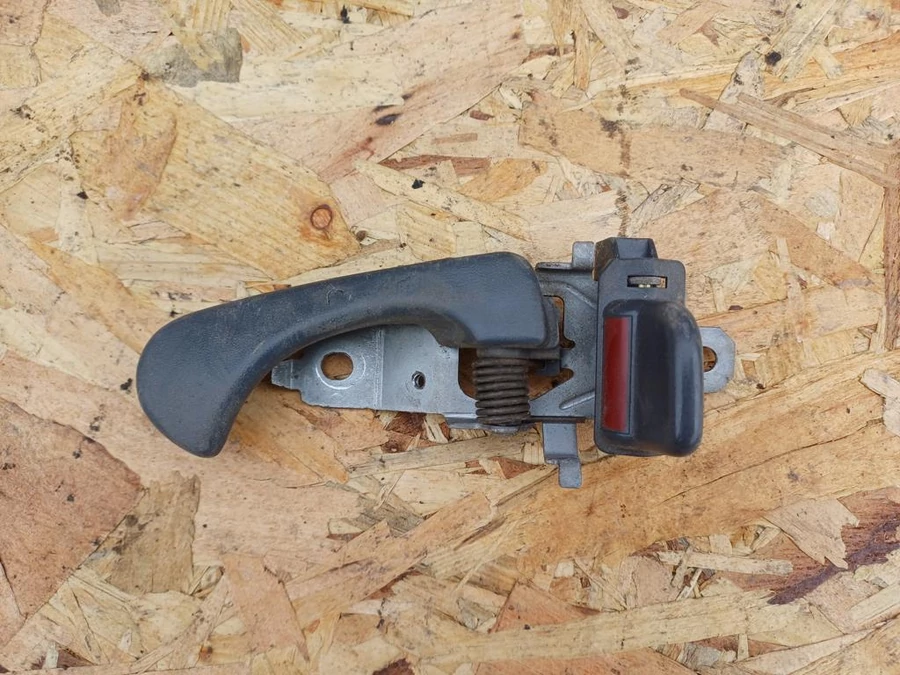 Mitsubishi Pajero (1996-2001) Bal Első Ajtó Belső Kilincs