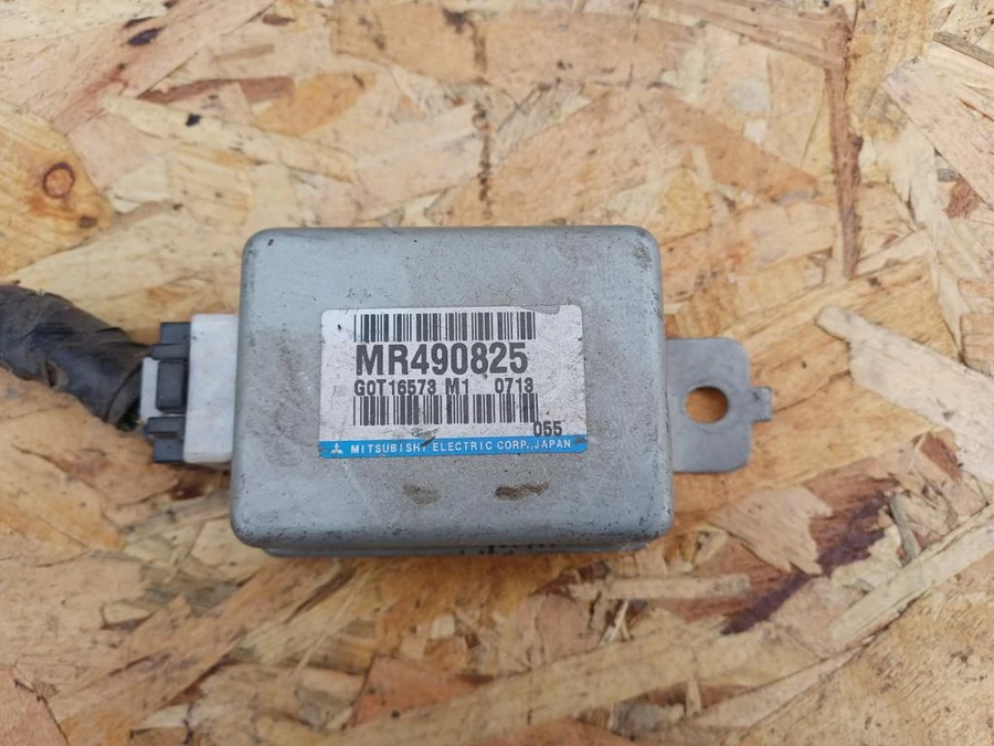 Mitsubishi Pajero (1996-2001) Elektronika