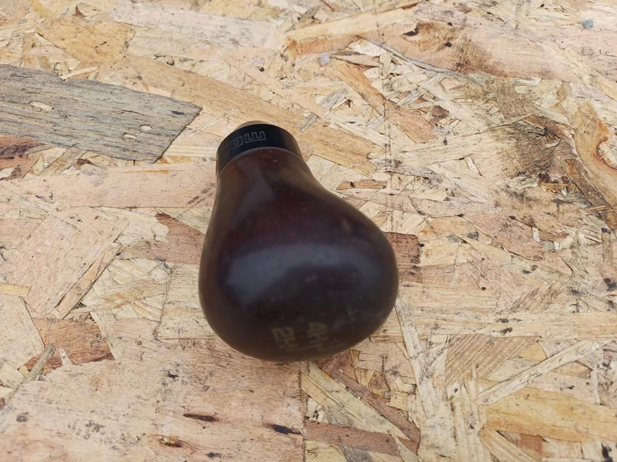 Mitsubishi Pajero (1996-2001) Fa Felező Váltógomb