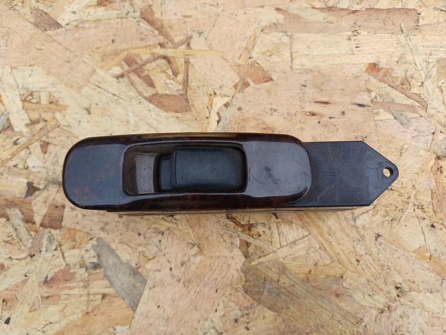 Mitsubishi Pajero (1996-2001) Jobb Hátsó Ajtó Ablakemelő Kapcsoló 