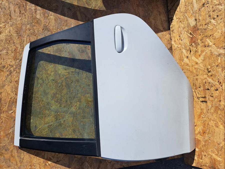 Mitsubishi Colt VI (2002-2010) Bal Hátsó Ajtó