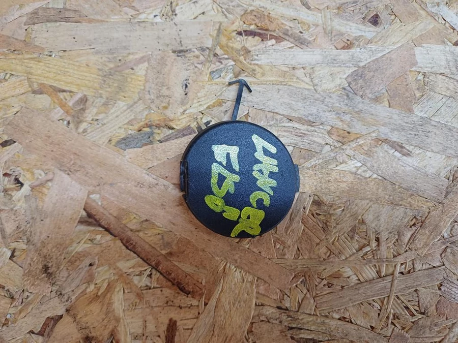 Mitsubishi Lancer VIII (2008-2017) Első Vonószem Takaró 