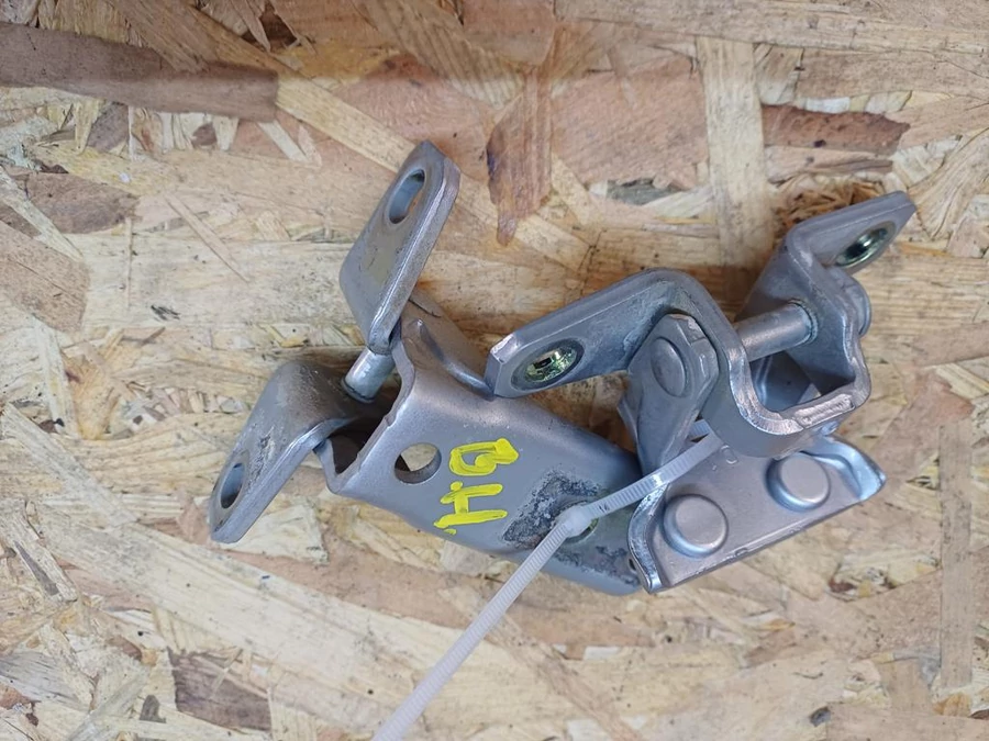 Mitsubishi Lancer VIII (2008-2017) Bal Hátsó Ajtózsanér Pár 