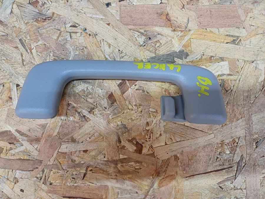 Mitsubishi Lancer VIII (2008-2017) Bal Hátsó Felső Kapaszkodó 