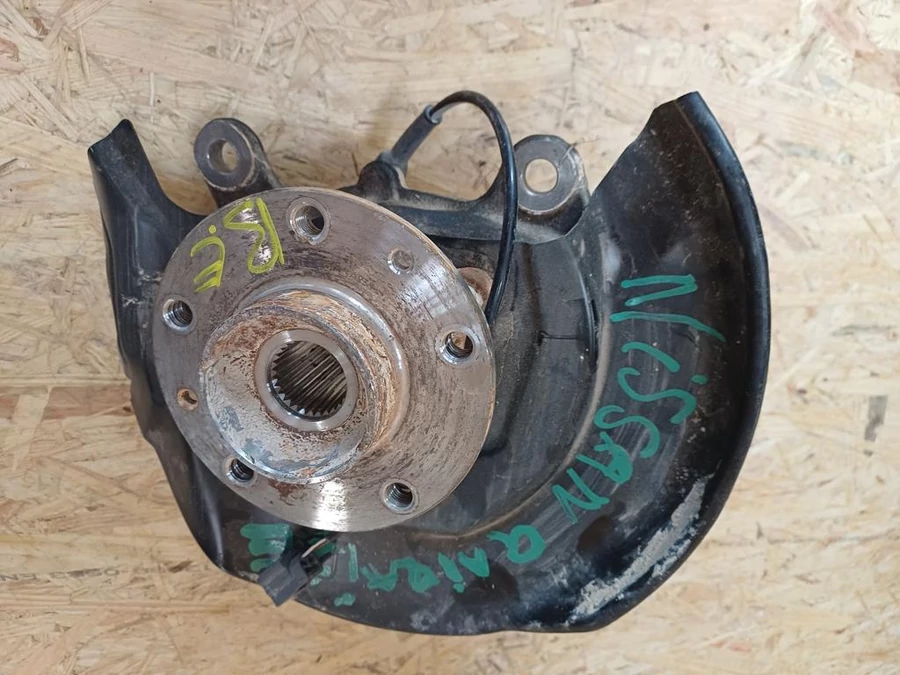 Nissan Qashqai J11 (2016-2020) 1.5Dci Diesel Bal Első Csonkállvány