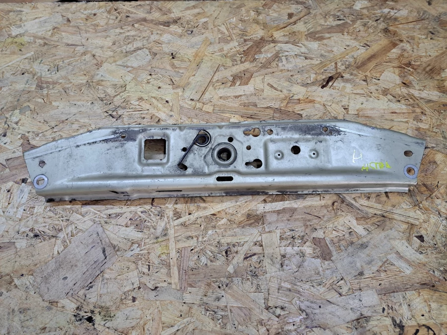 Opel Astra H (2004-2009) Zárhíd