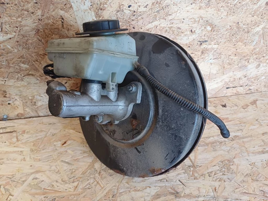 Opel Astra H (2004-2009) Fékrásegítő 