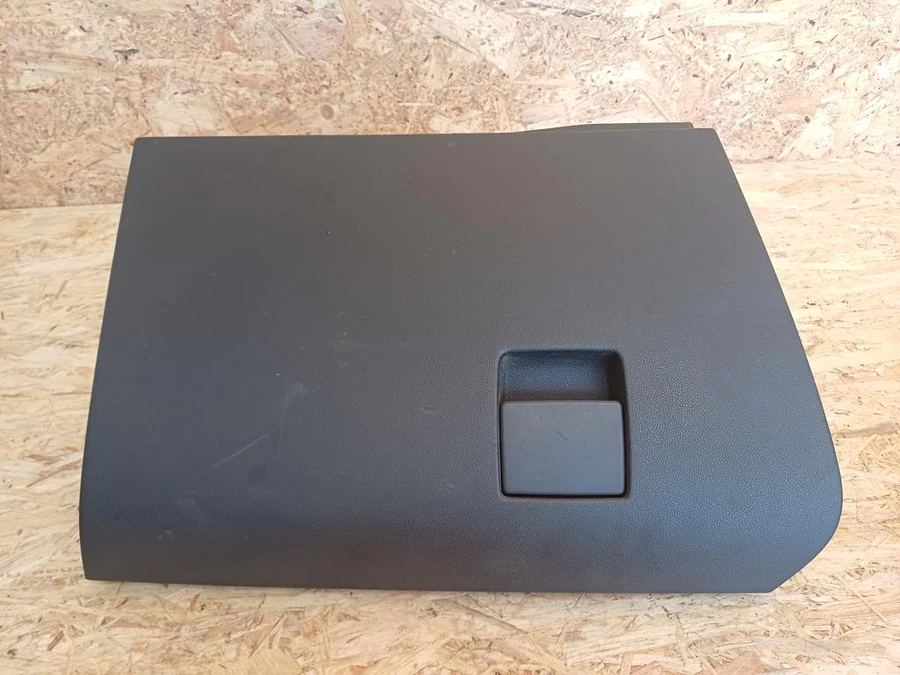 Opel Astra H (2004-2009) Kesztyűtartó