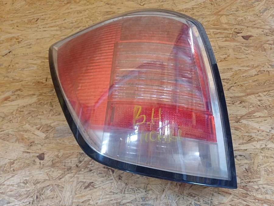 Opel Astra H Kombi (2004-2009) Bal Hátsó Lámpa 