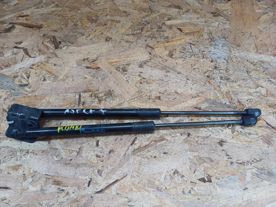 Opel Astra J Kombi (2009-2015) Csomagtérajtó Kitámasztó Teleszkóp Pár