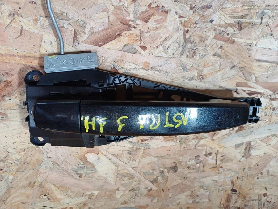 Opel Astra J (2009-2015) Jobb Hátsó Ajtó Külső Kilincs 