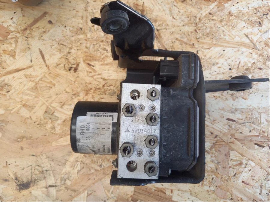 Opel Insignia A (2008-2017) Abs Kocka