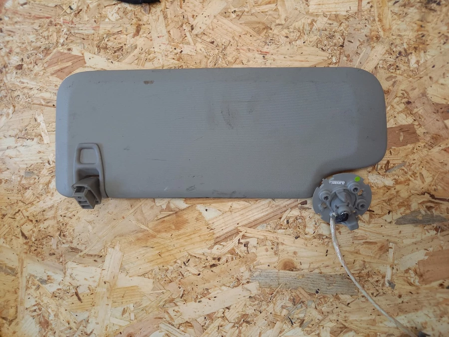 Opel Insignia A (2008-2017) Jobb Napellenző Tartóval