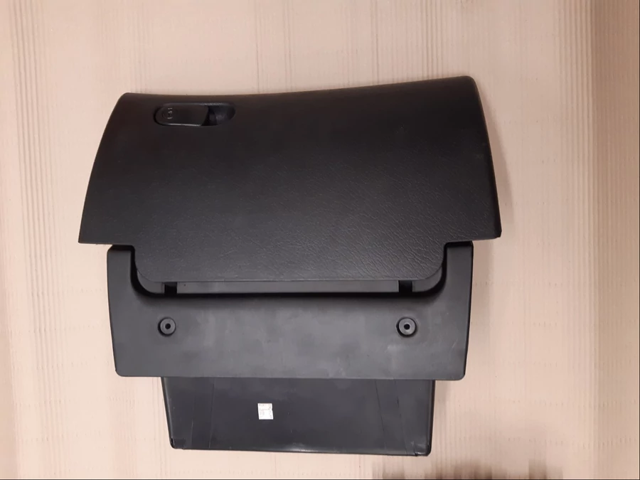 Opel Vectra B (1997-2002) Kesztyűtartó