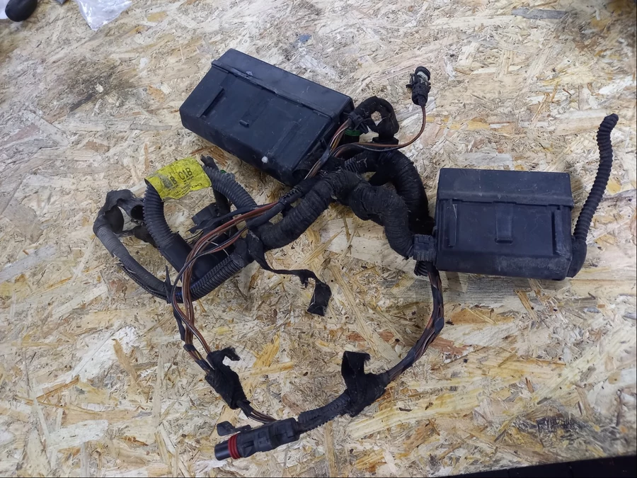 Opel Vectra B (1997-2002) 1.8 16V Benzines  Kábel Köteg Biztosíték Dobozzal