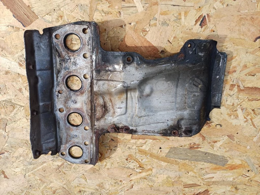 Peugeot 207 (2006-2014) 1.4 Benzines Kipufogó Leömlő Hővédő Lemez 