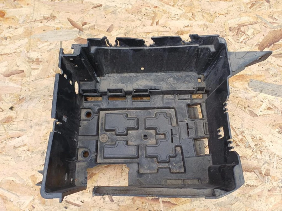 Peugeot 207 (2006-2014) Akkumlátor Tartó 