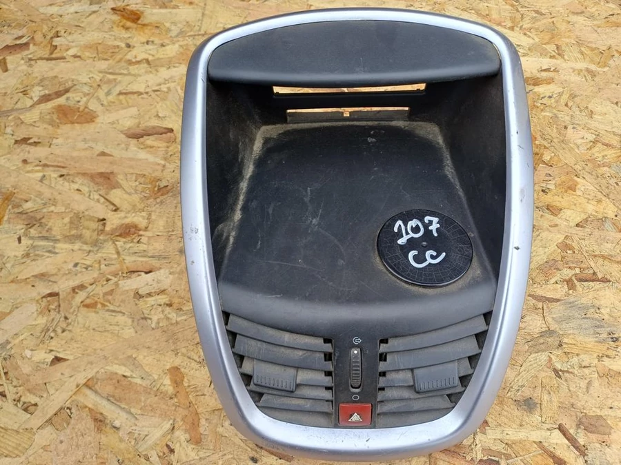 Peugeot 207CC (2007-2013) Középső Szellőző