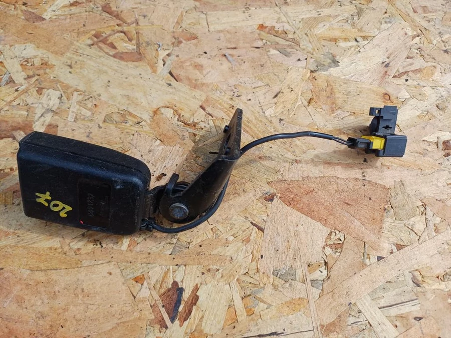 Peugeot 207 (2006-2014) Hátsó  Biztonsági Öv Csat 