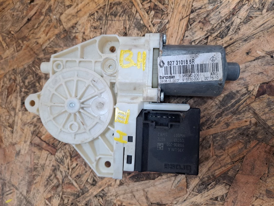 Renault Megane III (2008-2015) Bal Hátsó Ablakemelő Motor