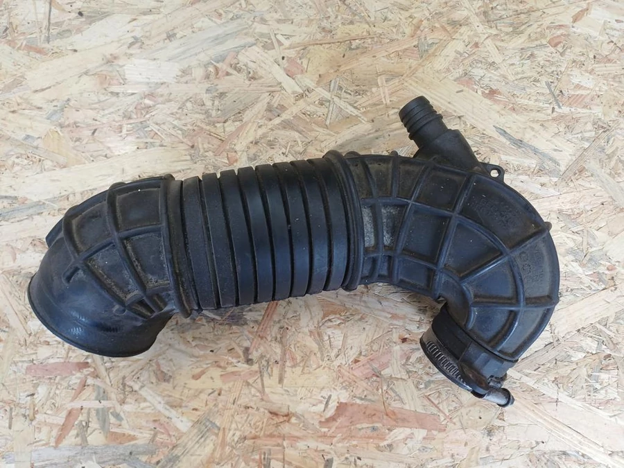 Audi A4 B7  (2004-2008) 2.0Tdi Diesel Turbócső 