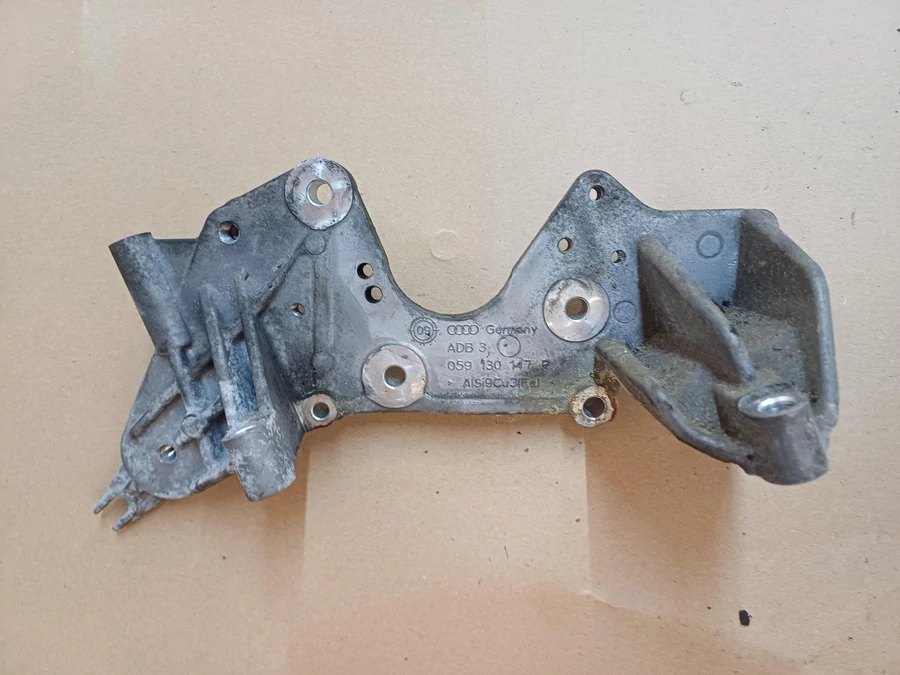 Audi A6 C6 4F ( 2004-2011) 3.0Tdi V6 Diesel Nagynyomású Szivattyú Tartó Konzol